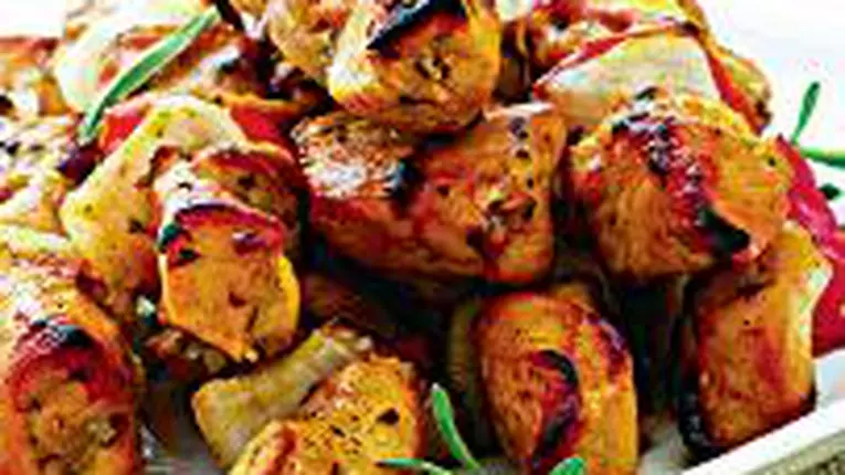 Frigărui de pui cu rozmarin