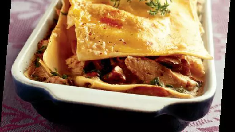Lasagna cu pui și ciuperci