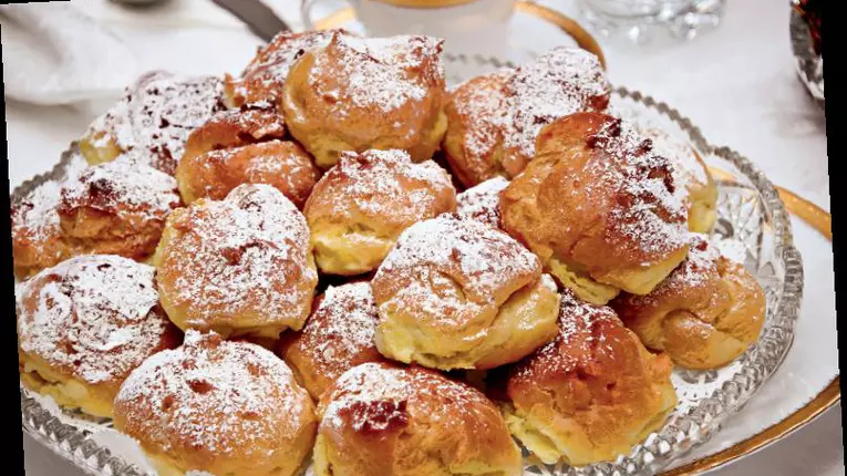 Minigogoşi cu cremă de vanilie