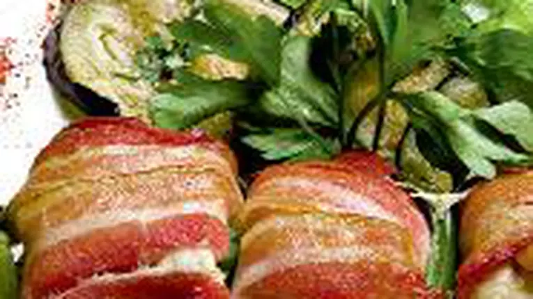 Rulouri cu bacon la grătar