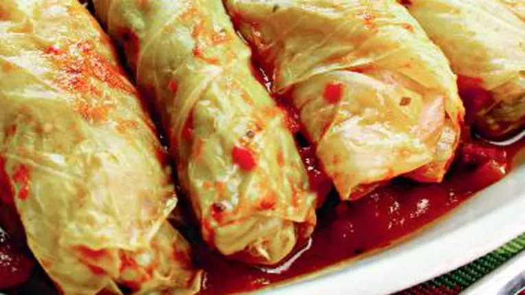 Sărmăluţe în varză nouă