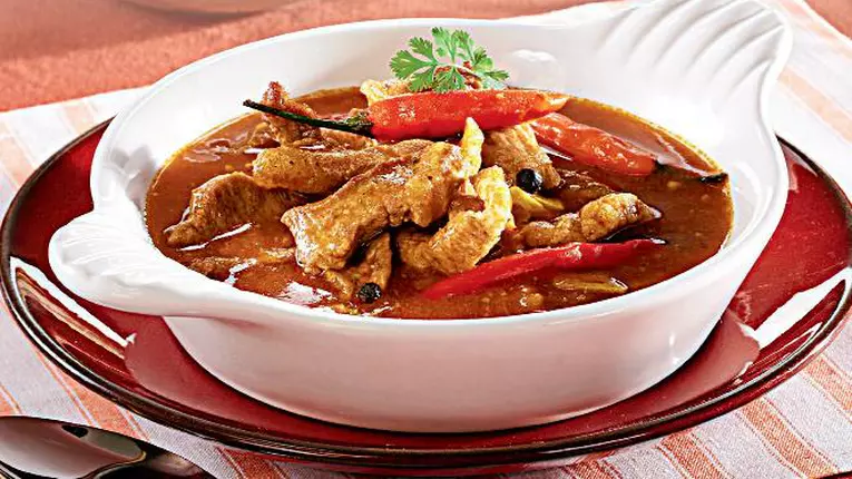 Tocăniţă cu ardei picanţi