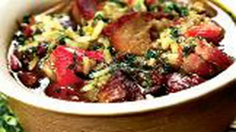 Tocăniţă cu carne şi orez