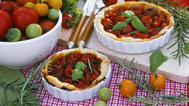 Tartă mediteraneană