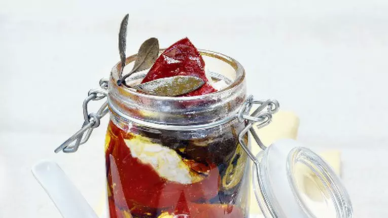 Ardei marinaţi bicolori