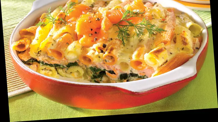 Penne cu somon şi spanac
