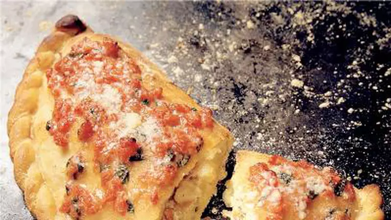 Pizza Calzone pas cu pas