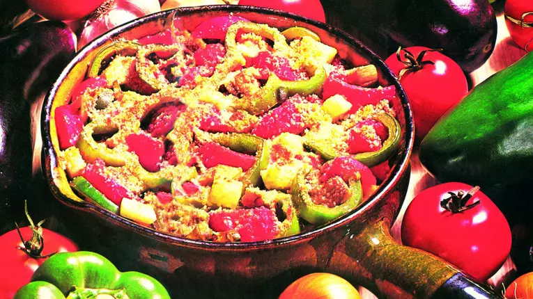 Mâncare de roşii cu bame şi ardei gras