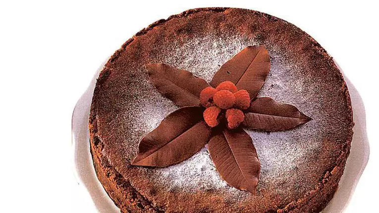 Tort cu cremă de castane