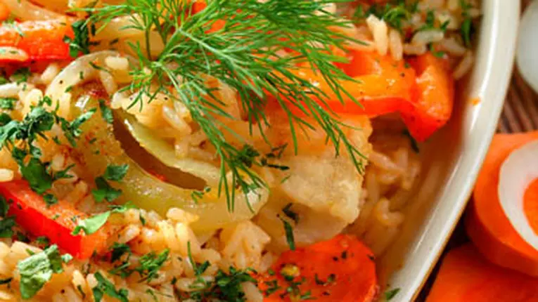 Mâncare de orez cu legume (de post)