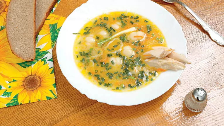 Supă de pui cu ceapă