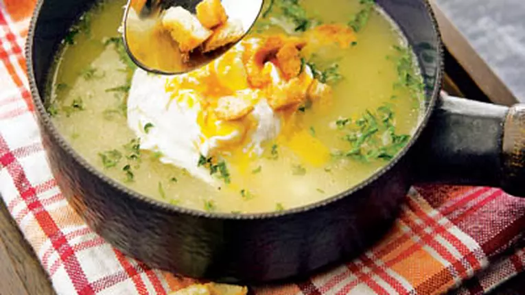 Supă de mânzat cu crutoane