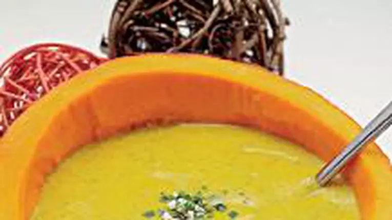 Supă-cremă de dovleac cu cimbru