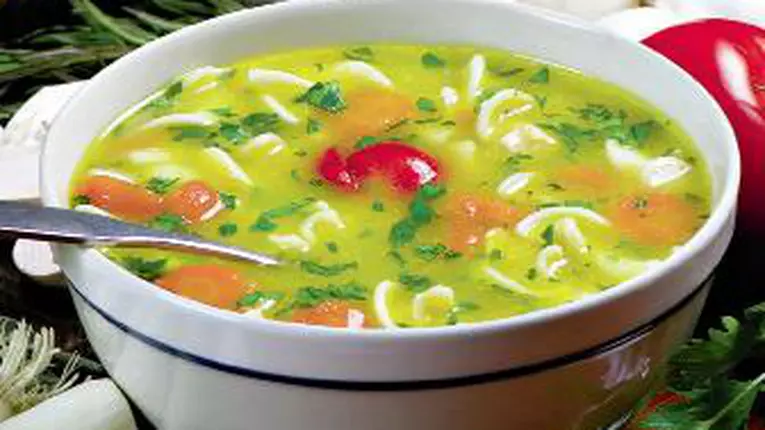 Supă de legume cu paste