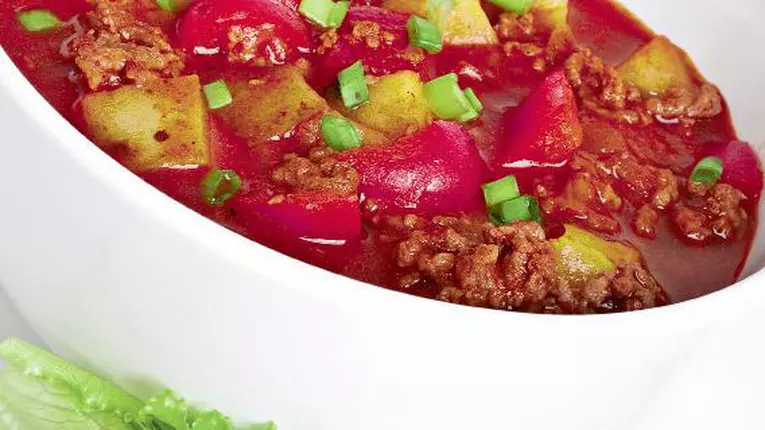 Ciorbă de roşii cu perişoare