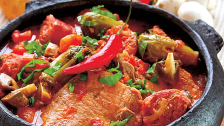 Tocană picantă cu carne