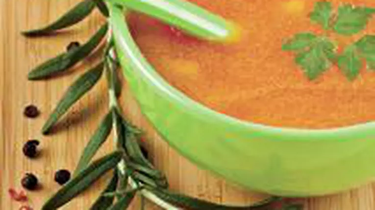 Ciorbă de roșii cu rozmarin