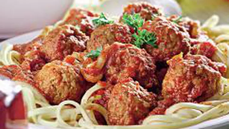 Spaghete cu perişoare