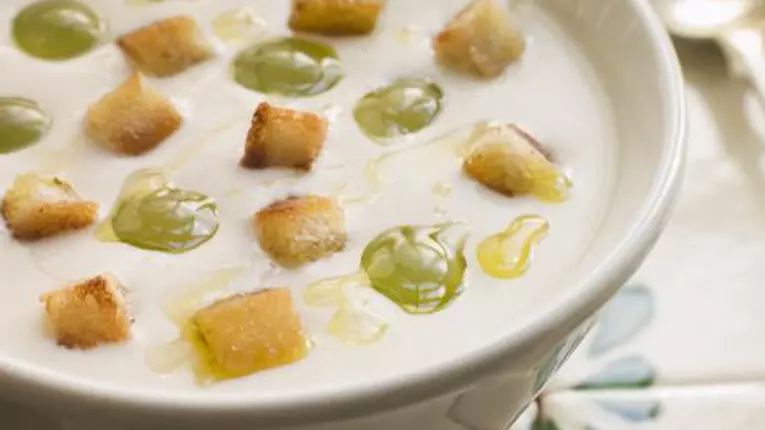 Supă-cremă de ţelină