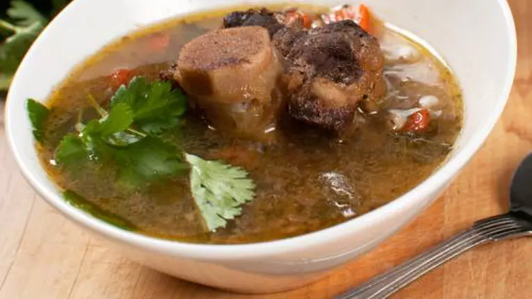 Supă de coadă de vită