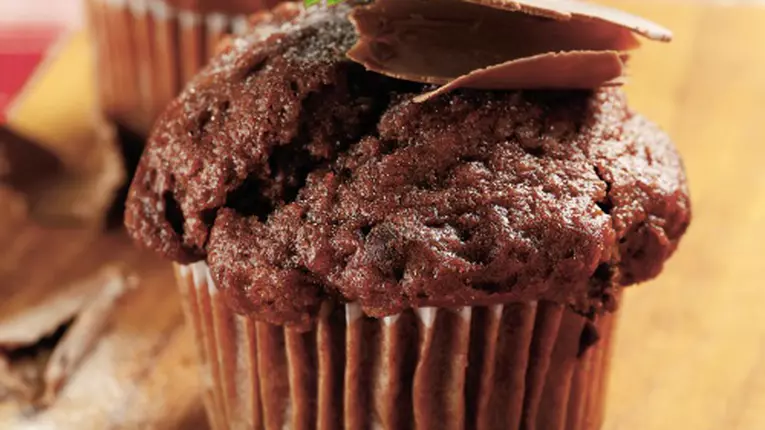 Brioşe fine cu ciocolată