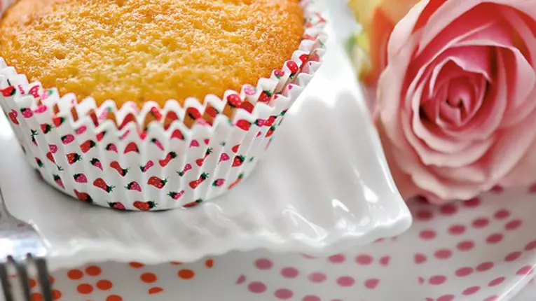 Brioşe uşoare cu iaurt