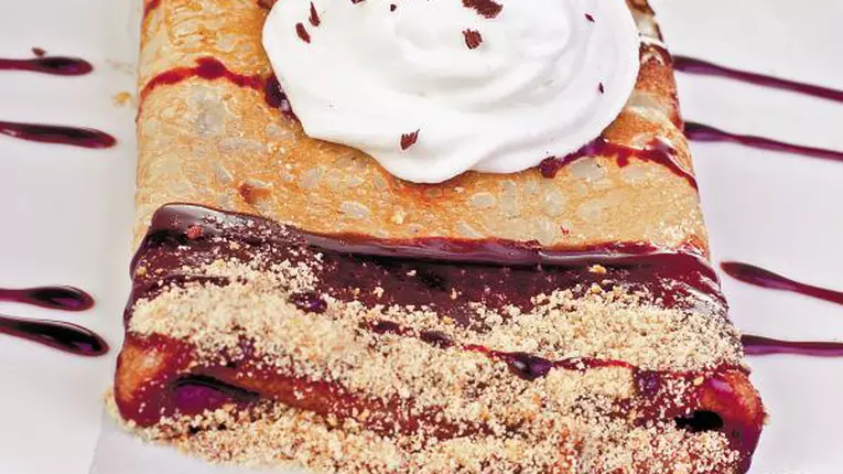 Clătite pariziene cu miez de nucă