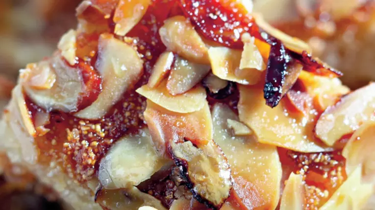 Prăjitură cu griş şi iaurt din Liban