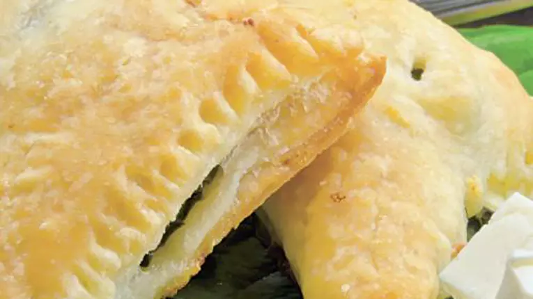 Pacheţele cu spanac şi brânză