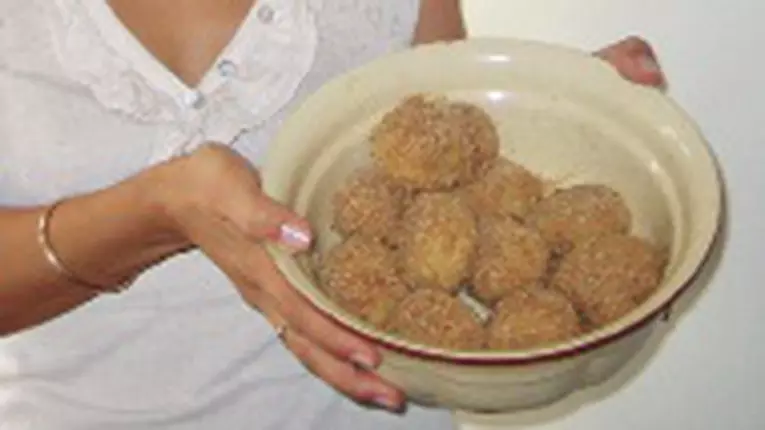 Altfel de găluște cu prune