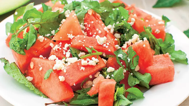 Salată de pepene roşu