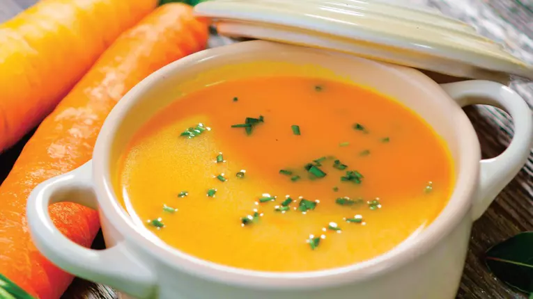 Supă de morcovi simplă