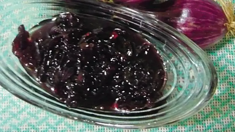 Chutney de ceapă roşie