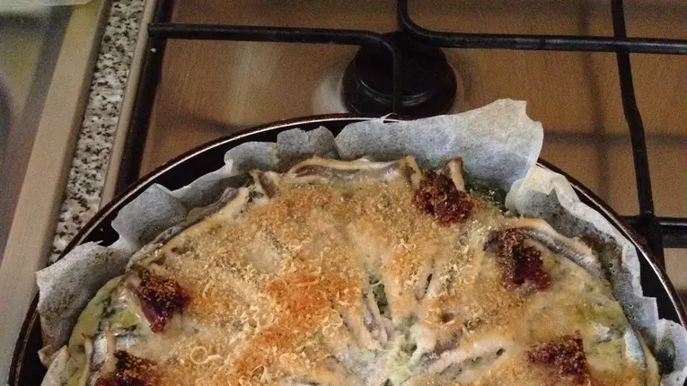 Tarta cu ansoa si spanac