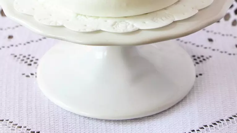 Tort cu gem şi făină de migdale