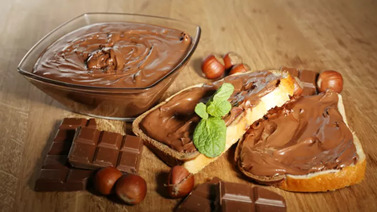 Cum faci Nutella vegană acasă