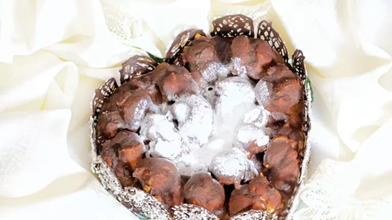 Tort ecler cu ciocolată