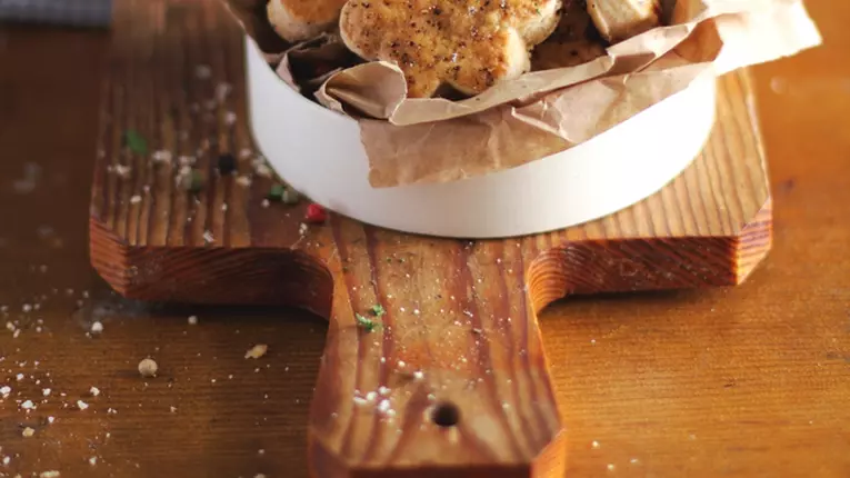 Snacksuri pentru bere cu salvie