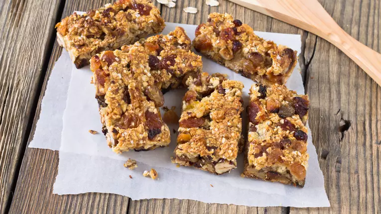 Batoane energizante din doar trei ingrediente