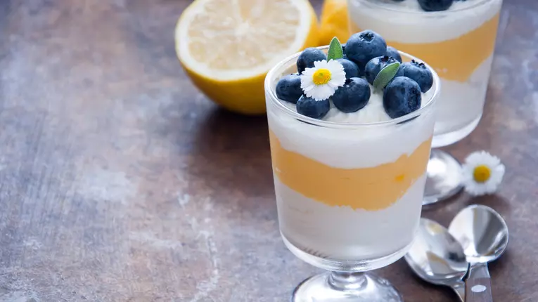 Posset de lămâie cu 4 ingrediente