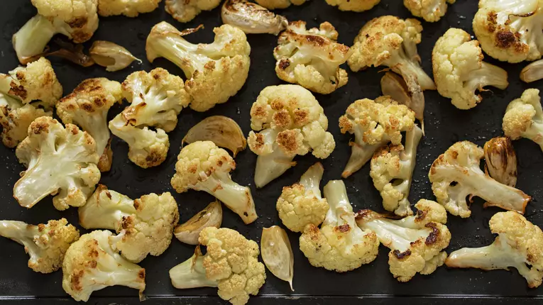 Conopidă picantă coaptă