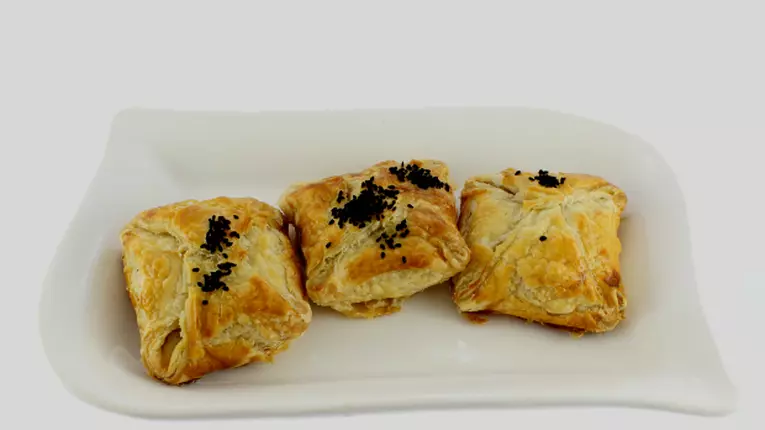 Merdenele cu brânză sărată