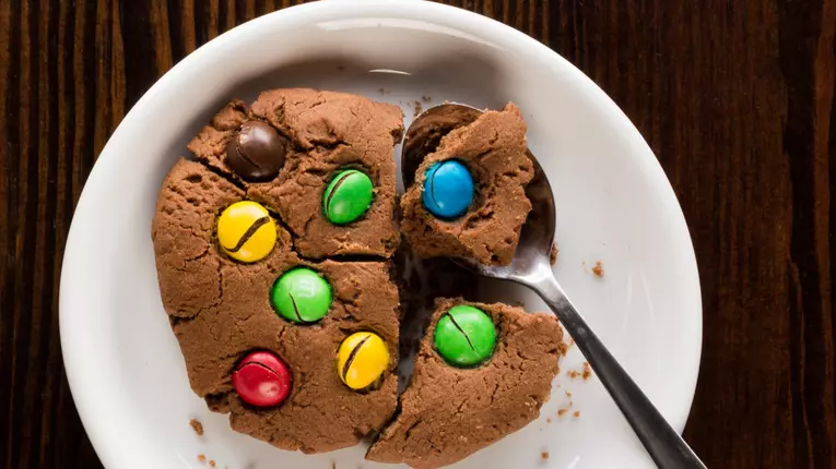 Fursecuri cu bomboane M&M