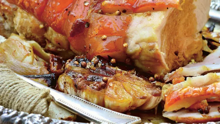 Burta de porc la cuptor