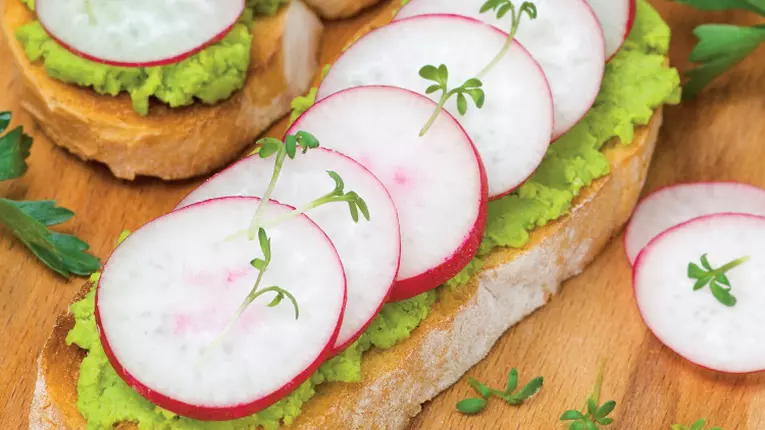 Sandvisuri cu avocado