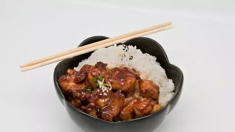 Pui Teriyaki cu orez
