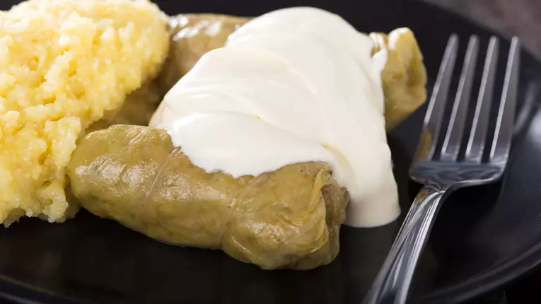 Sarmale in foi de varza