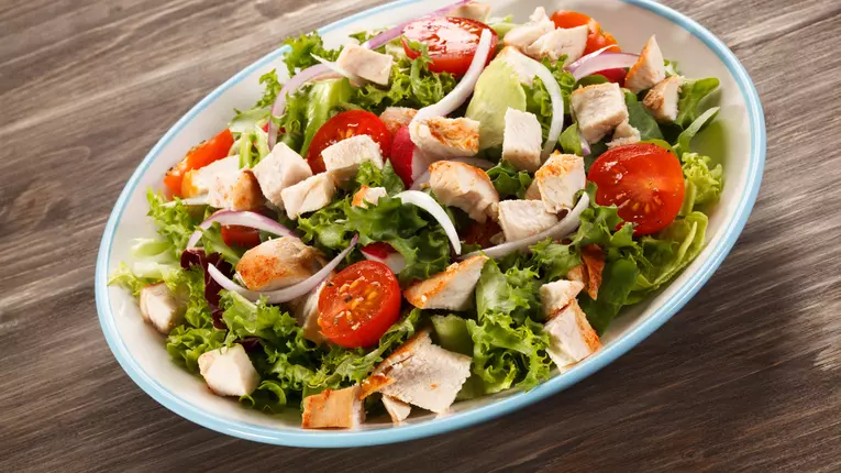 Salata de pui