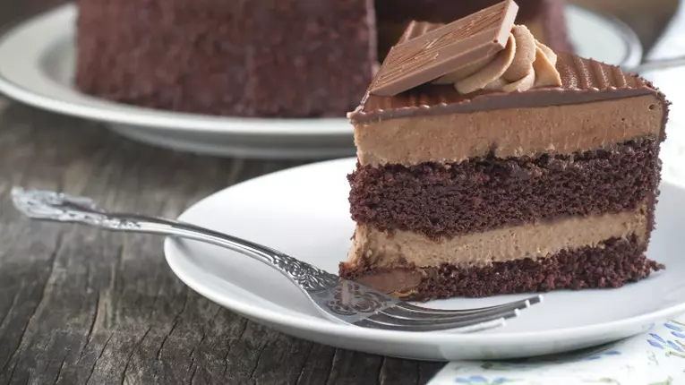 Tort de cacao cu spuma de ciocolata