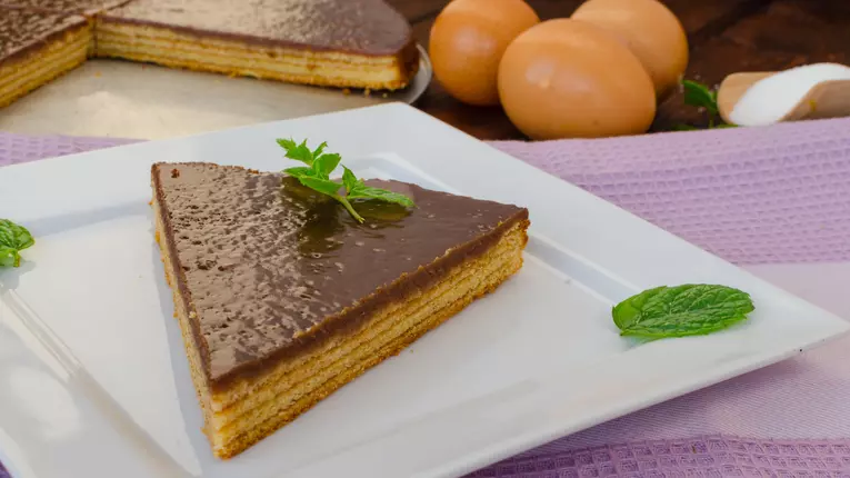 Tort trunchi de copac – Baumkuchen